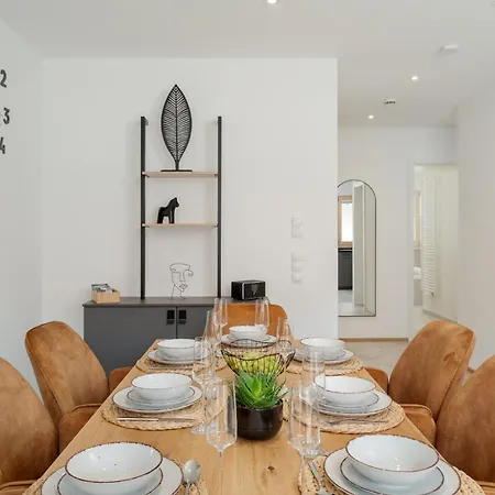Διαμέρισμα Fenjoy: Grosses Ferienapartment Im Neubau / Balkon / Bbq *