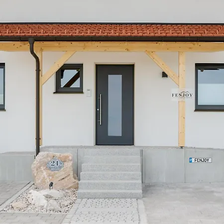 Fenjoy: Grosses Ferienapartment Im Neubau / Balkon / Bbq Bernau am Chiemsee