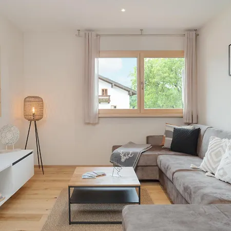 Διαμέρισμα Fenjoy: Grosses Ferienapartment Im Neubau / Balkon / Bbq