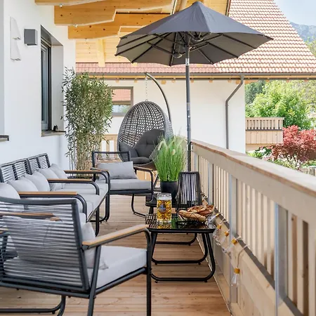 Fenjoy: Grosses Ferienapartment Im Neubau / Balkon / Bbq Διαμέρισμα