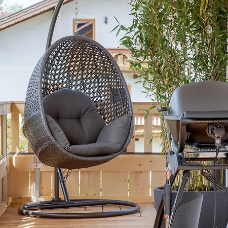 Fenjoy: Grosses Ferienapartment Im Neubau / Balkon / Bbq Bernau am Chiemsee